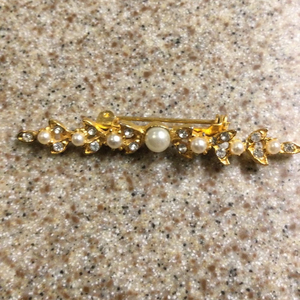 Vintage Gold Pearl and Crystal Floral Bar Pin